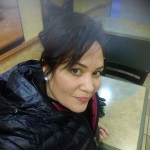 Meet your Posher, Bernadette